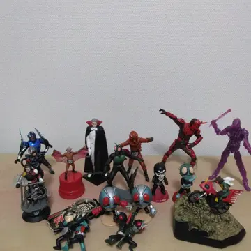 가면라이더 피규어