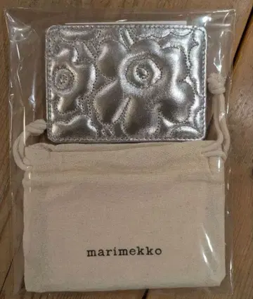 새상품 마리메꼬 marimekko 카드 케이스 북유럽 배송비 포함