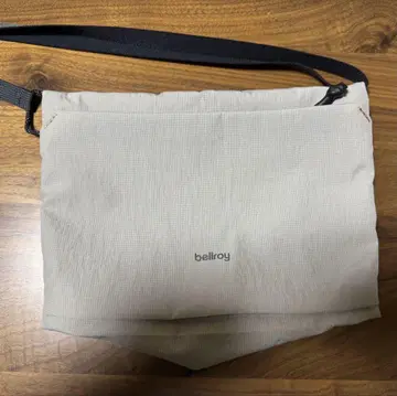 bellroy Lite Sacoche (벨로이 라이트 사코슈)