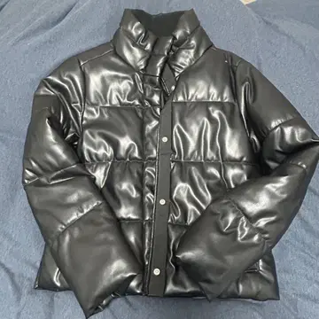 [ 조기 할인 SALE ] 새상품급 GAP 다운 자켓 블랙 XXS