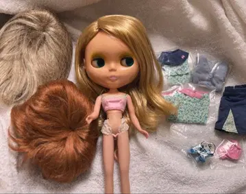 가격 인하! 네오 브라이스 아이러브유잇츠트루 가발 2개 의류 포함