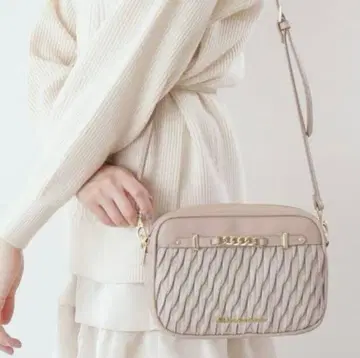 JILL by JILL STUART 퍼피 포쉐트 베이지