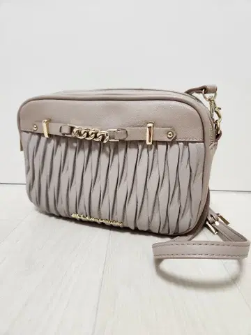 [ 최종 가격 ] JILL by JILL STUART 퍼피 미니백 베이지