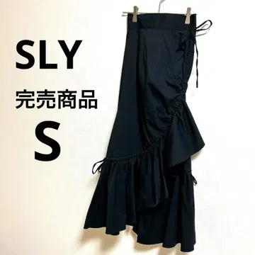[컨디션 최상] SLY 비대칭 프릴 롱 스커트 블랙 1 헴 개더