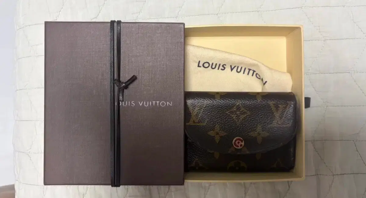 Louis Vuitton wallet / Authentic