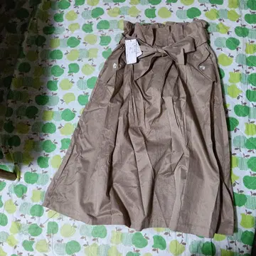 새상품 마리 퀀트 리본 스커트