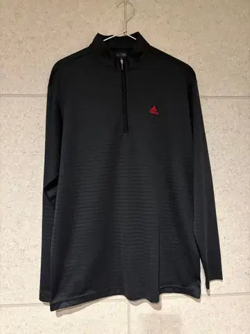 adidas 블랙 하프 지퍼 셔츠