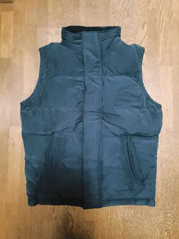 [ 새상품급 ] Abercrombie & Fitch 아바클로 다운 베스트