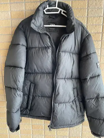 ZARA DNWR 다운 자켓 블랙 블랙 자라