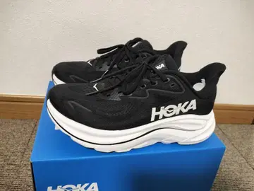 호카 호카 클리프톤 10 24cm 와이드