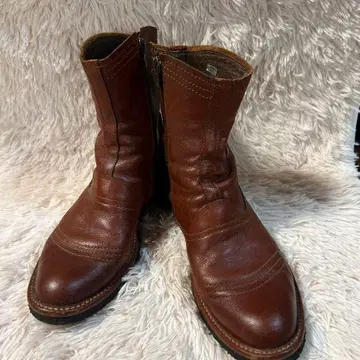 사야 SAYA 사이드 지퍼 부츠 브라운