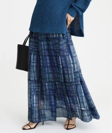 BABYLONE 랜덤 체크 플레어 스커트