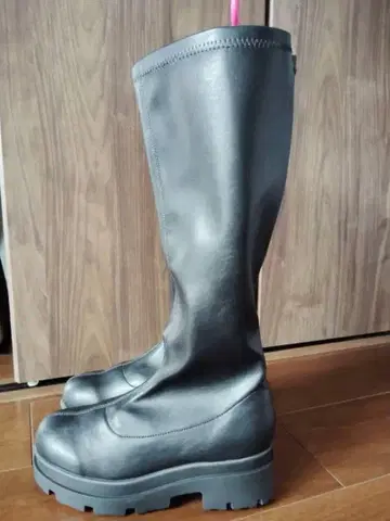블랙 가죽 통굽 롱 부츠