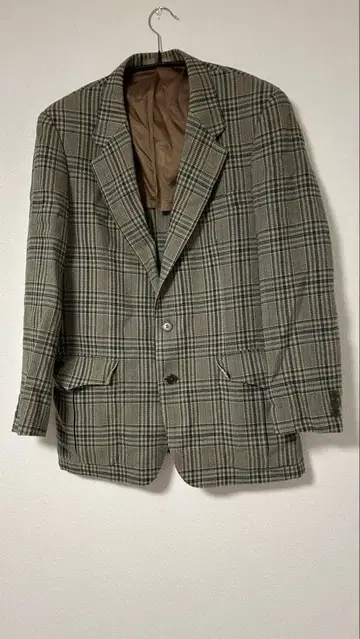 체크 무늬 테일러드 자켓