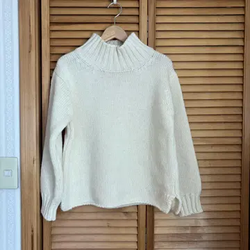 MHL, 터틀넥 스웨터 아이보리