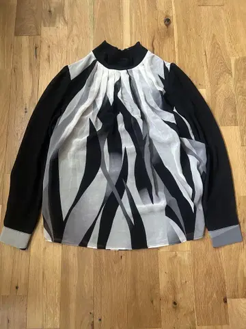 [새상품] CORSO ROSSO / 코르소 로쏘 긴팔 블라우스 S사이즈