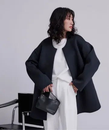 ur's (유어스) 종이상자 노카라 플레어 코트