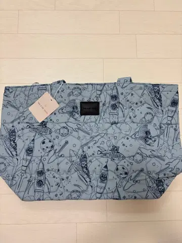 [ 미사용품 택 포함 ] 폴앤조 스페이스캣 트래블러스 토트백