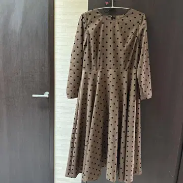 핸드메이드 브라운 블랙 도트 긴팔 A라인 원피스
