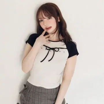 andmary Alma 리본 탑 새상품급