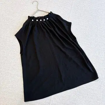 인터플래닛 TC 브로드 옷깃 펄 프렌치 슬리브 블라우스 프리 블랙