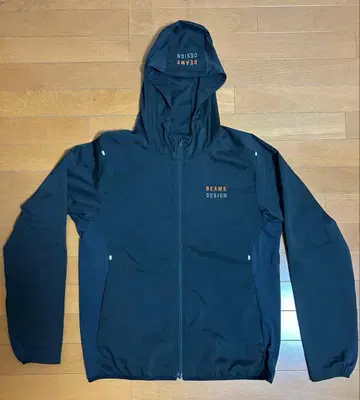 BEAMS DESIGN 후드 부착 나일론 자켓