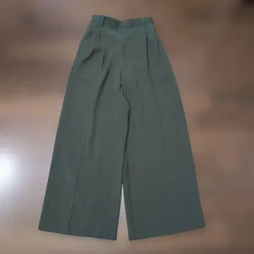 디스코트 욕심쟁이 2턱 와이드 팬츠