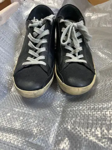 [ 중고 ] 골든구스 여성용 SUPERSTAR 블랙/화이트 36