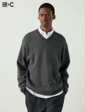 [ 미사용 ] UNIQLO C 릴랙스 V넥 스웨터 M Gray