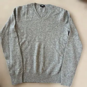 UNIQLO 그레이 V넥 캐시미어 100%