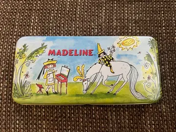 Madeline 수채화 물감 세트 캔