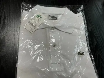 새상품 LACOSTE 화이트 피케 셔츠 M 사이즈