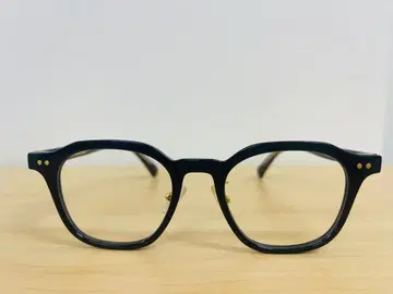 [세븐페어리] 검은색 테두리 패션 안경