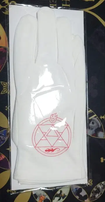 강철의 연금술사 로이 머스탱의 장갑