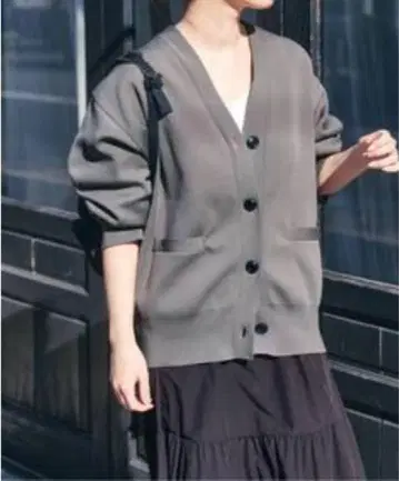그레이 V넥 가디건 저널 스탠다드