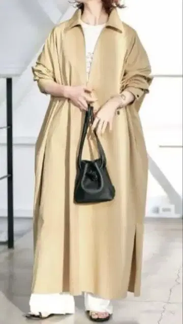 스픽 앤 스팬 코튼 새틴 하프 지퍼 원피스