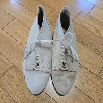 베이지 레이스업 슈즈 부츠 Size 24~24.5 정도