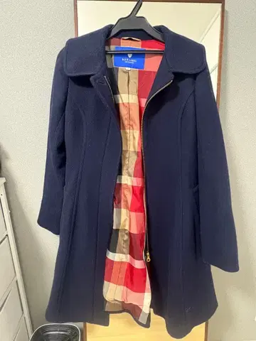 BLUE LABEL CRESTBRIDGE 네이비 코트 사이즈 38