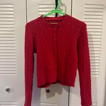 레드 케이블 니트 가디건