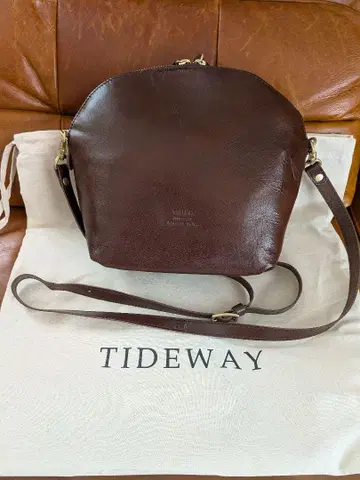 TIDEWAY 브라운 가죽 숄더백