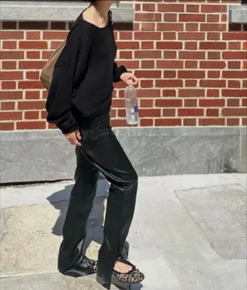 ok.soon new fake leather pants