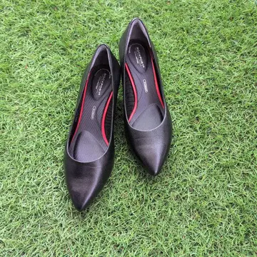 Rockport 블랙 스틸레토 펌프스 23.5 cm