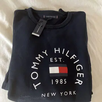 TOMMY HILFIGER 네이비 맨투맨 S