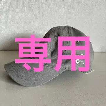 agnes b 그레이 자수 로고 야구 모자