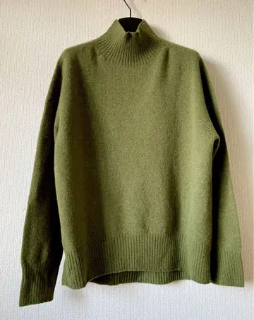 언타이틀 일본제 캐시미어 혼방 하이넥 니트