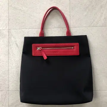 와코 토트백 블랙 빨간색 지퍼