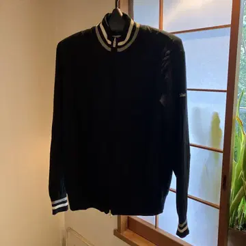 타이틀리스트 블랙 케이블 니트 점퍼