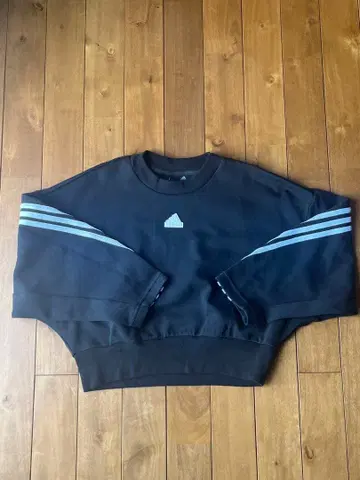 adidas 블랙 맨투맨 M 사이즈 3라인