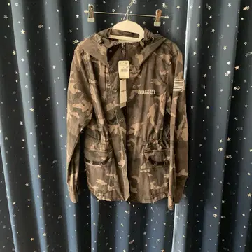 AVIREX 카모플라주 패턴 자켓 그레이 택 포함