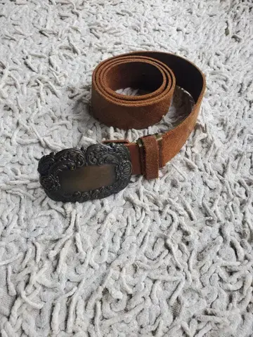 브라운 스웨이드 벨트 버클